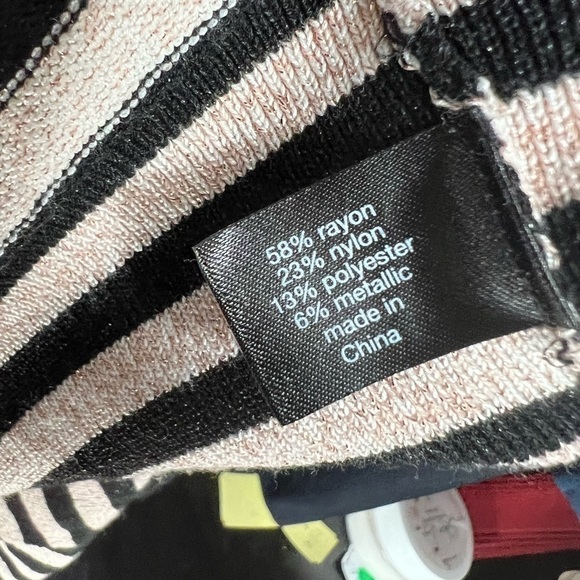 Lane Bryant striped turtleneck long sleeve sweater peekaboo 22/24 - Picture 9 of 11